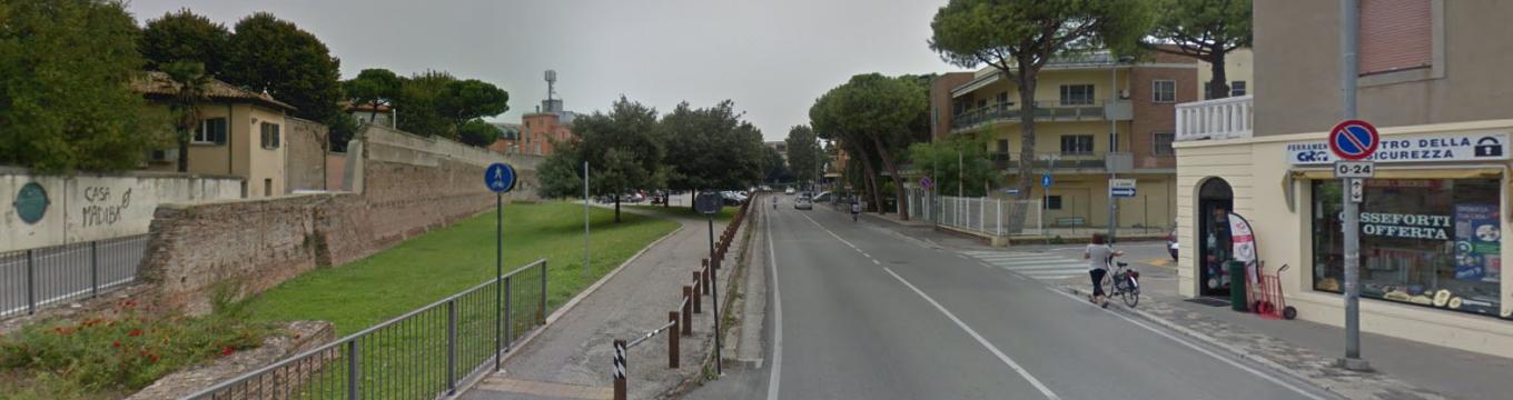 Porta Galliana: da domani e fino a venerdì prossimo, la modifica alla circolazione su Via Bastioni Settentrionali per consentire i lavori di pavimentazione in continuazione dell’elevato delle mura storiche medievali